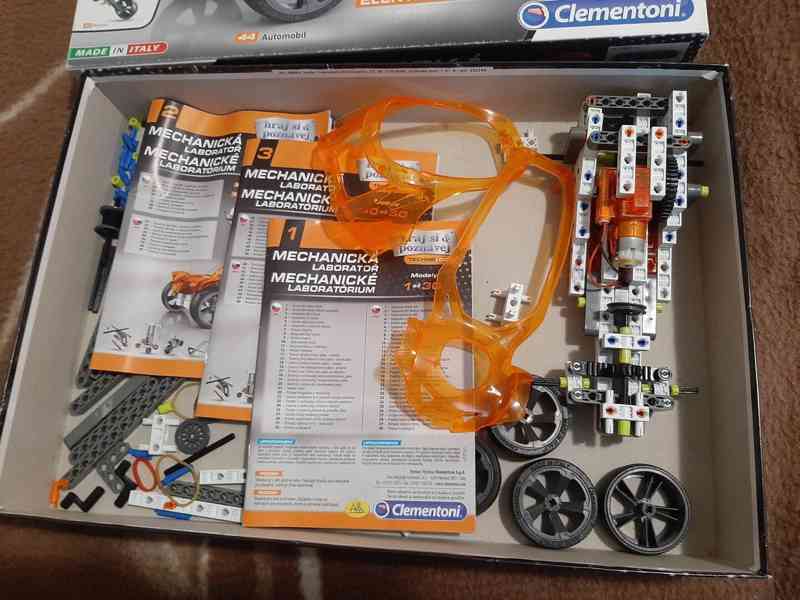 DuploVelká Duplo stavebnice smíchaná dohromady - foto 30