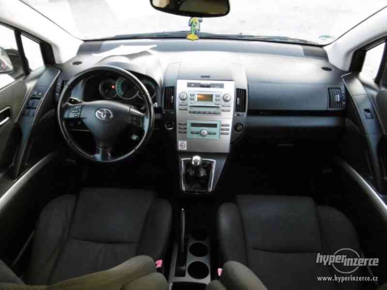 Toyota Corolla Verso 1.8 Edition benzín 95kw - foto 9