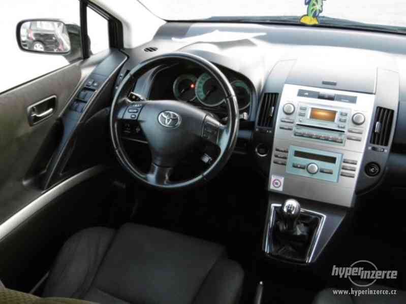 Toyota Corolla Verso 1.8 Edition benzín 95kw - foto 10
