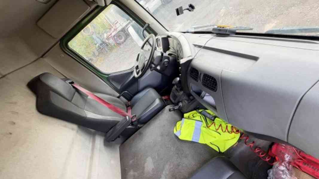 Eur6 12t Renault 8.8m plato automat valník péra - foto 10