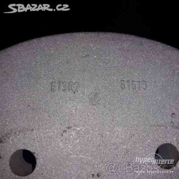 Prodám nádherná hlava válce ČZ 150c - nepoškozená - foto 5