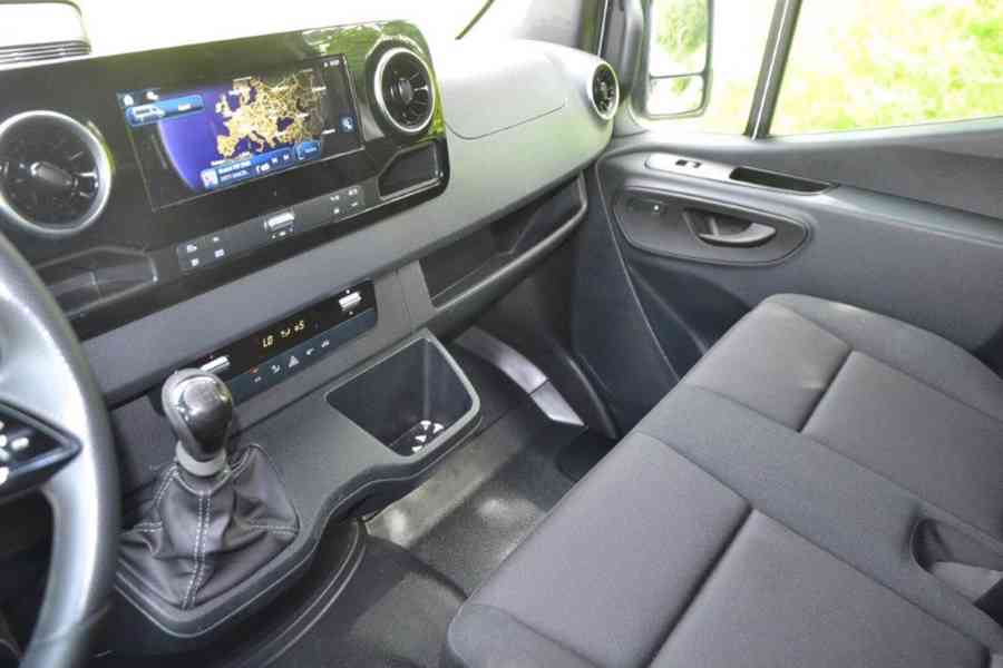 Mercedes-Benz Sprinter 317 CDI XL výbava 22.000 km - foto 20