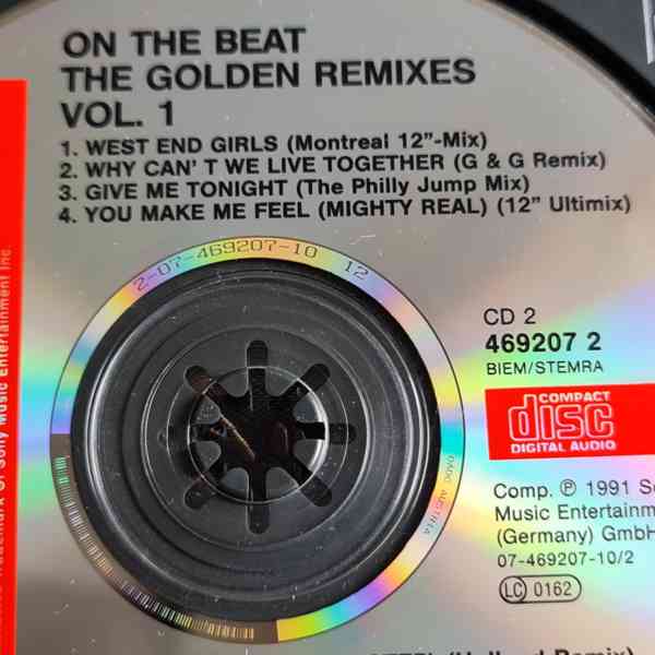 CD - ON THE BEAT / The Golden Remixes - foto 2