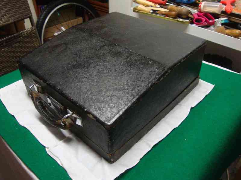 Starožitný retro kufříkový psací stroj Monta funkční pěkný - foto 15