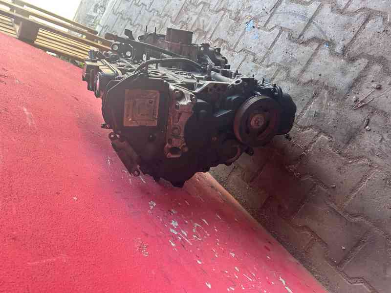 Motor 1,6 HDI 8V 9H06 Peugeot Citroen Ford 9HP 9HN - foto 2