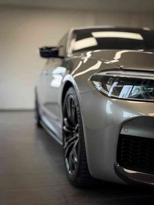 BMW M5 Competetion X drive Akrap. - foto 3