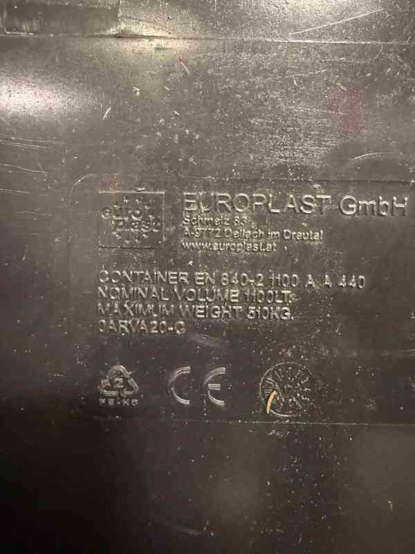 Prodám plastový kontejner 1100 l - foto 4