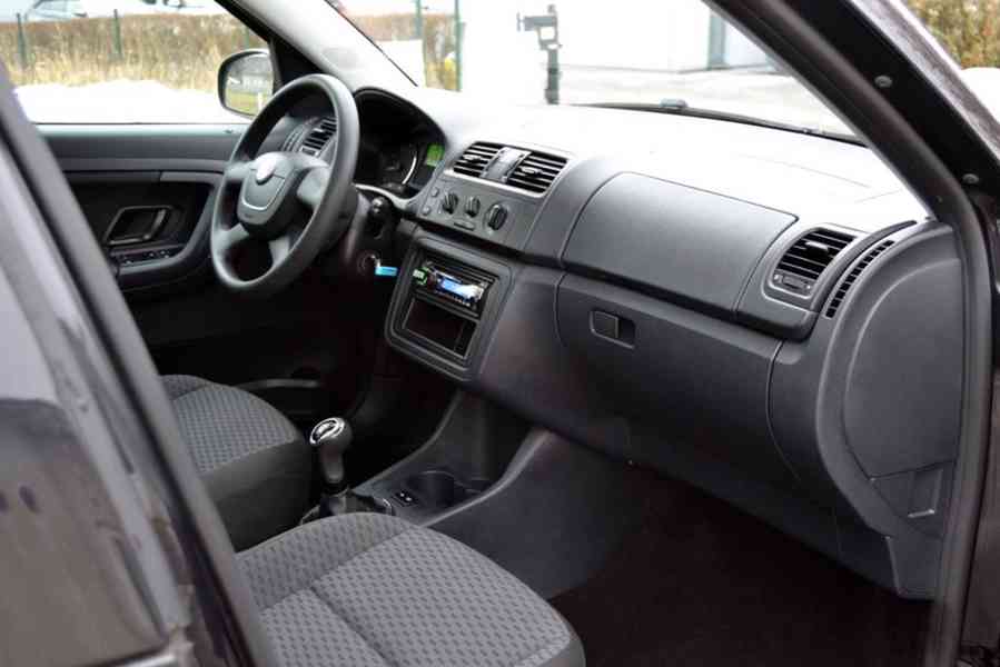 Škoda Roomster 1.2 TSI Style Panorama facelift - foto 13
