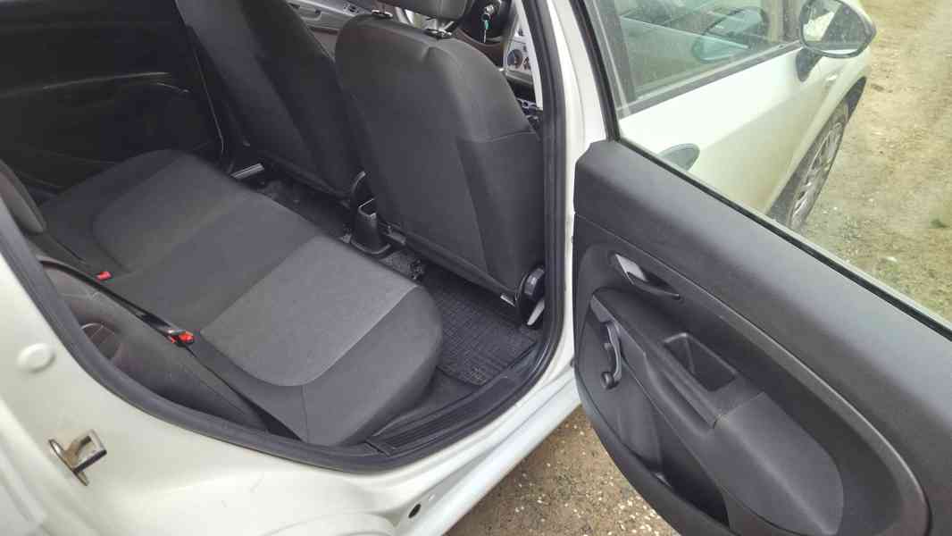 Fiat Grande Punto 1, 2, 51kw-benzín  - foto 8