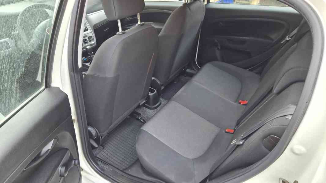 Fiat Grande Punto 1, 2, 51kw-benzín  - foto 7
