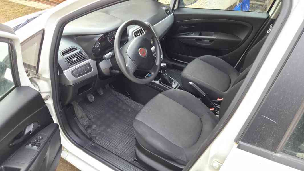 Fiat Grande Punto 1, 2, 51kw-benzín  - foto 5