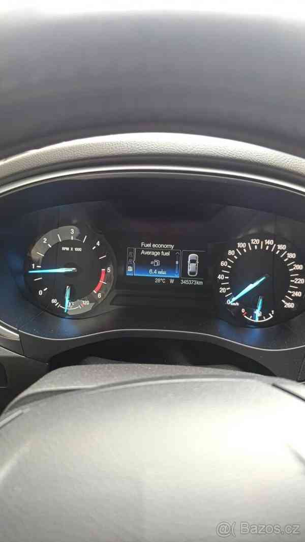 Ford Mondeo 2,0 - foto 6