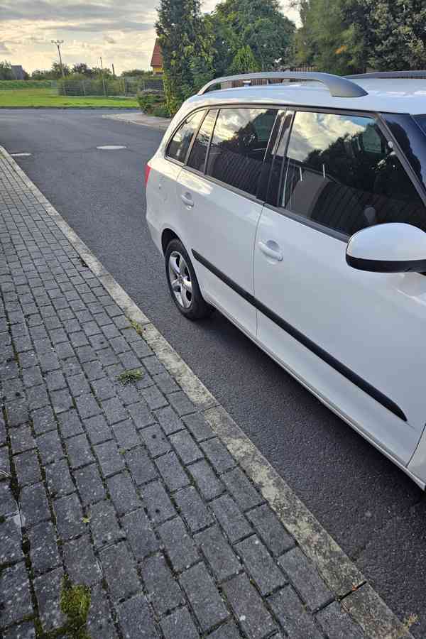 Škoda Fabia Combi II 1.6 16V 77kw r.v.2009 výbava Elegance - foto 6