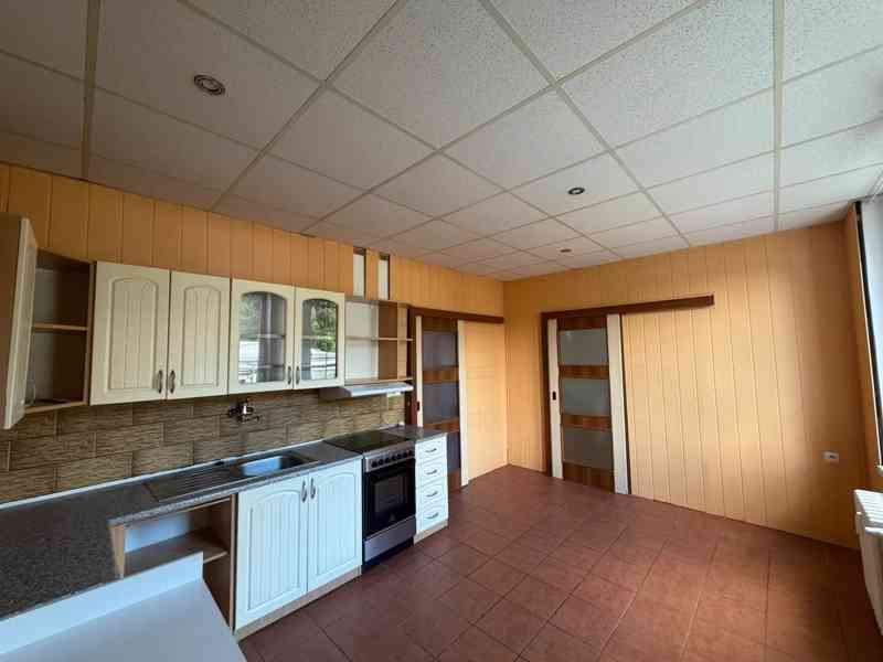 Pronájem bytu 3+1 94 m² - foto 2