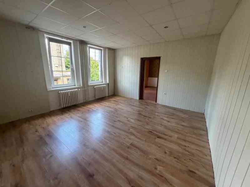 Pronájem bytu 3+1 94 m² - foto 5