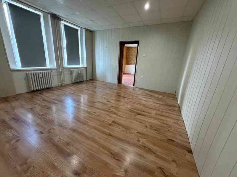 Pronájem bytu 3+1 94 m² - foto 4