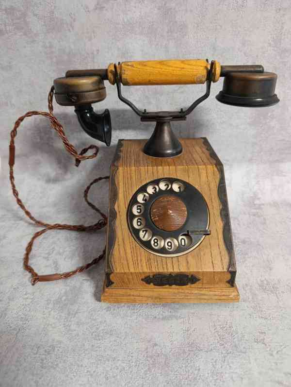 Starý orig.telefon Tesla do sbírky, k dekoraci - foto 2