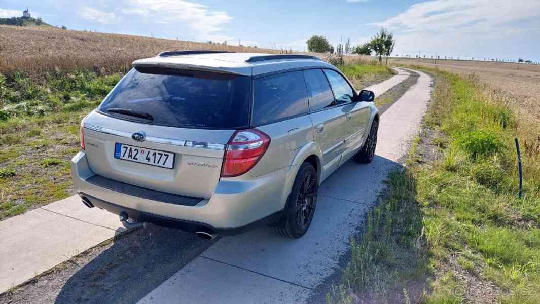 Subaru Outback 3,0   H6 SI-Drive 180kw - foto 12