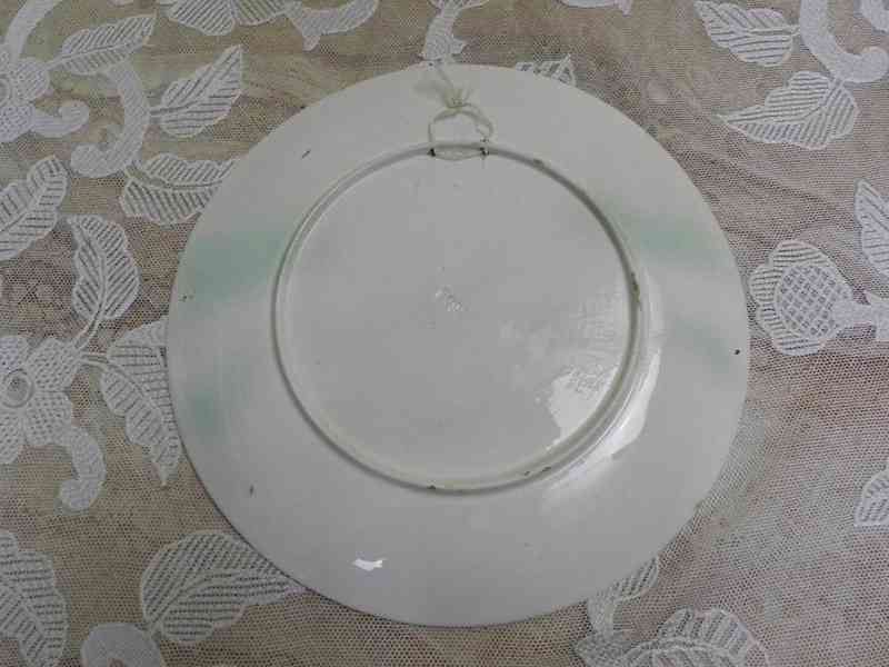 Ručně malovaný plastický Talíř Automobil II Majolika  - foto 4