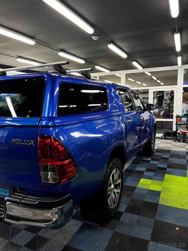 Toyota Hilux 2,4   D AT 2018 /Odpočet DPH/ - foto 2