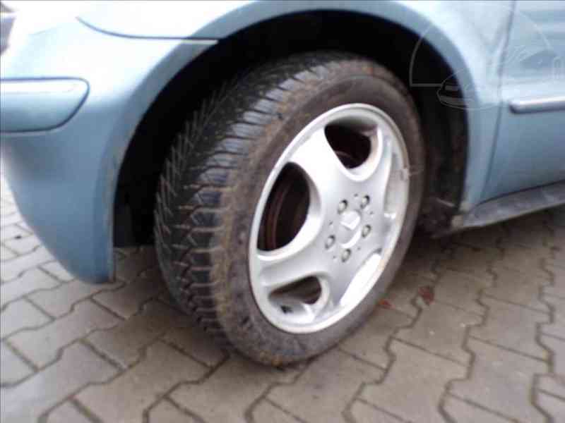 Mercedes-Benz I 1,6 ELEGANCE,AUTOMAT - foto 17