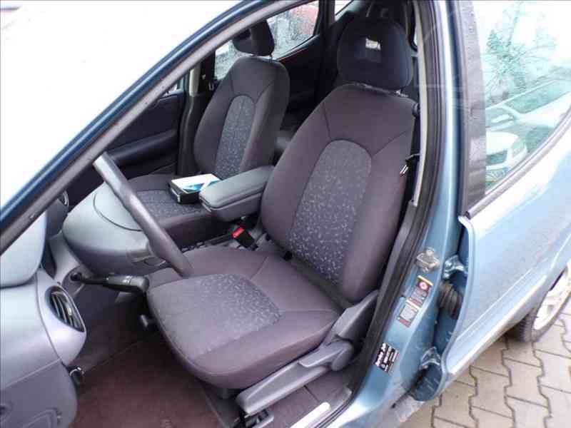 Mercedes-Benz I 1,6 ELEGANCE,AUTOMAT - foto 8