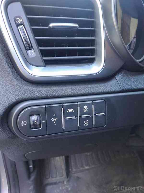 Kia Ceed 1,5 T-GDI -118kw, benzín, Spin - foto 16