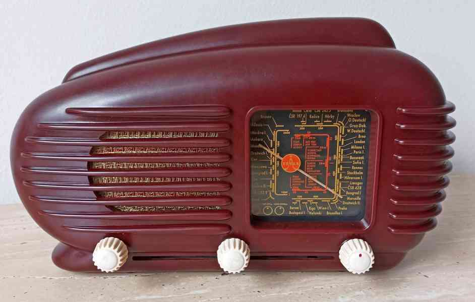 Starožitné rádio Tesla Talisman 308U, hnědá skříňka, 1953 - foto 2