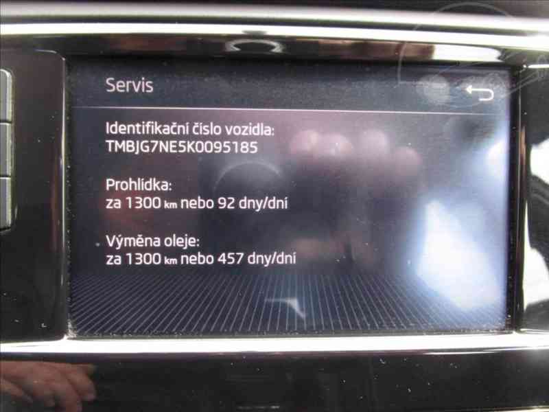 Škoda Octavia 1,6 TDI 1.MAJITEL, CZ-DPH - foto 7