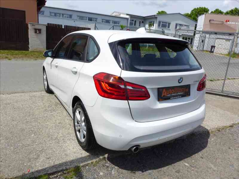 BMW Řada 2 1,5 216D ACTIVE TOURER, 1.MAJ - foto 4