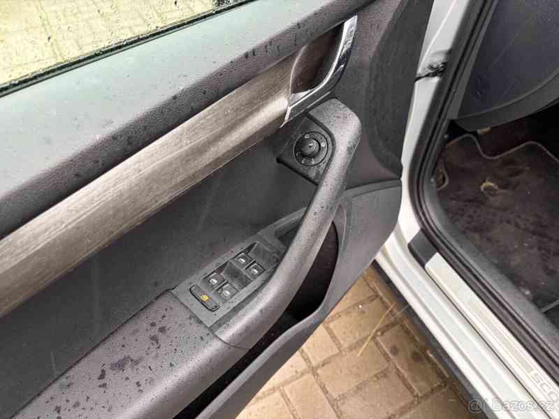 Škoda Octavia 2,0   Tdi 110 kw - foto 11