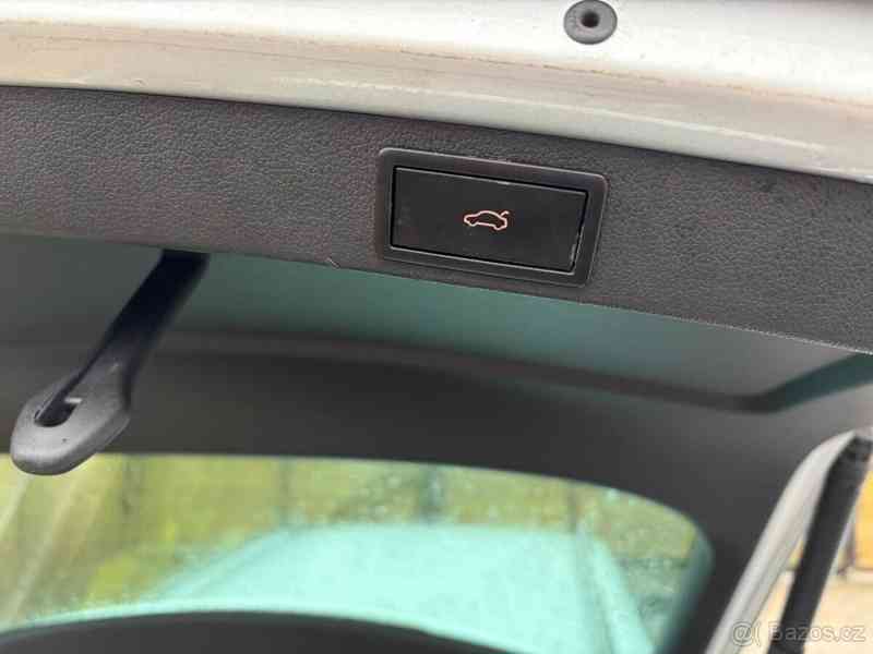 Škoda Octavia 2,0   Tdi 110 kw - foto 14