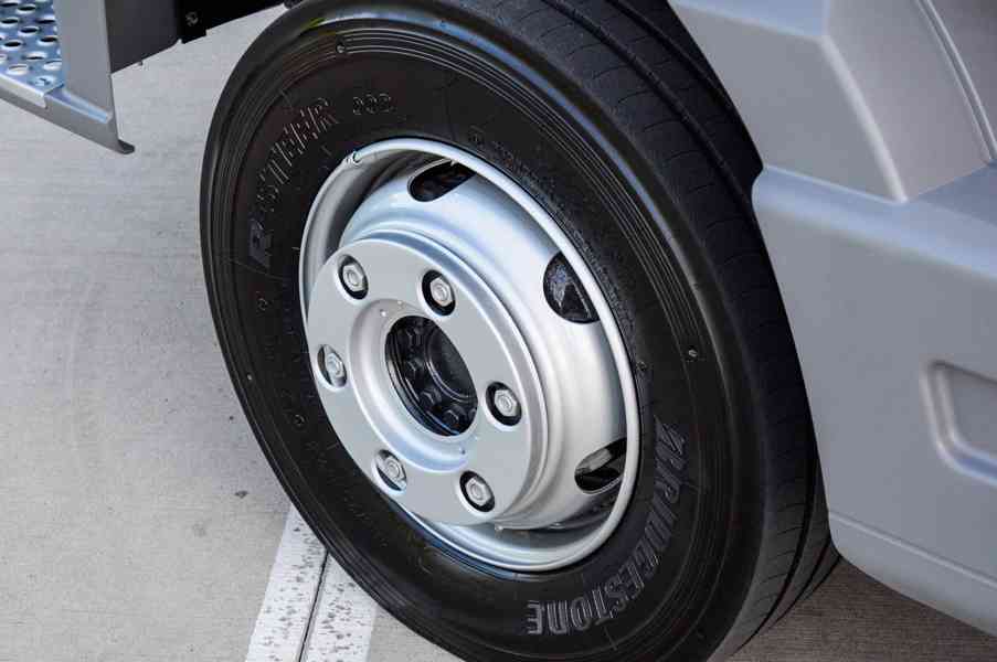 MERCEDES ATEGO 1222 HÁKOVÝ NOSIČ KONTEJNERŮ EURO5 - foto 29