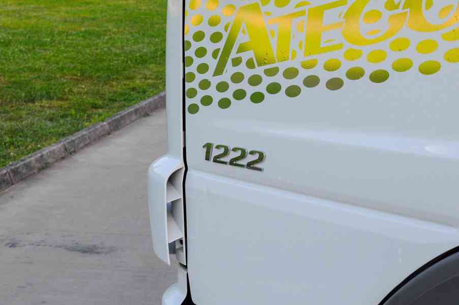 MERCEDES ATEGO 1222 HÁKOVÝ NOSIČ KONTEJNERŮ EURO5 - foto 31
