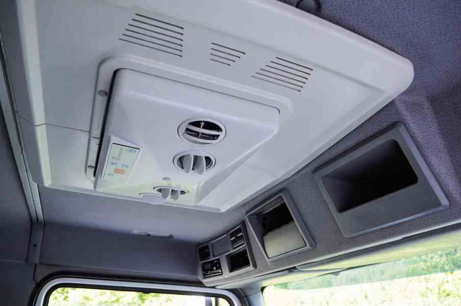 MERCEDES ATEGO 1222 HÁKOVÝ NOSIČ KONTEJNERŮ EURO5 - foto 46