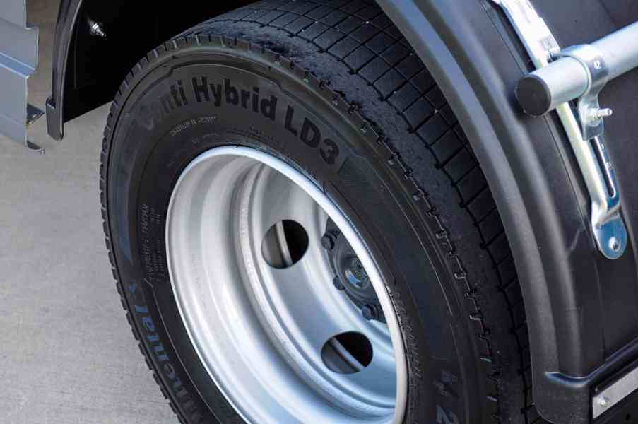 MERCEDES ATEGO 1222 HÁKOVÝ NOSIČ KONTEJNERŮ EURO5 - foto 24