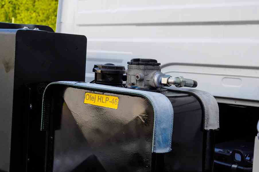 MERCEDES ATEGO 1222 HÁKOVÝ NOSIČ KONTEJNERŮ EURO5 - foto 88