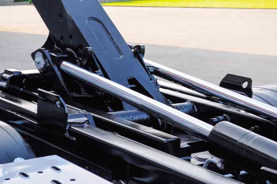 MERCEDES ATEGO 1222 HÁKOVÝ NOSIČ KONTEJNERŮ EURO5 - foto 87