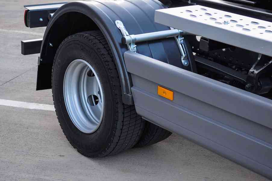 MERCEDES ATEGO 1222 HÁKOVÝ NOSIČ KONTEJNERŮ EURO5 - foto 15