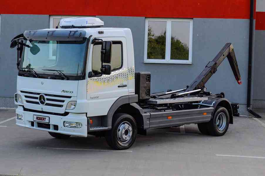 MERCEDES ATEGO 1222 HÁKOVÝ NOSIČ KONTEJNERŮ EURO5 - foto 85