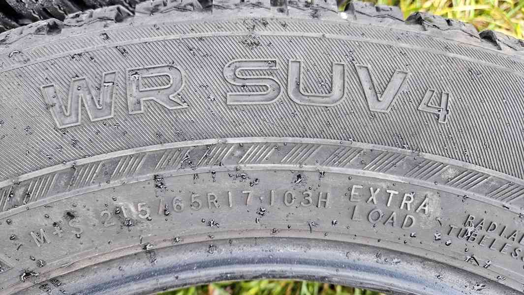 Nokian Tyres WR SUV 4 215/65R17 103H XL zimní pneumatiky - foto 6