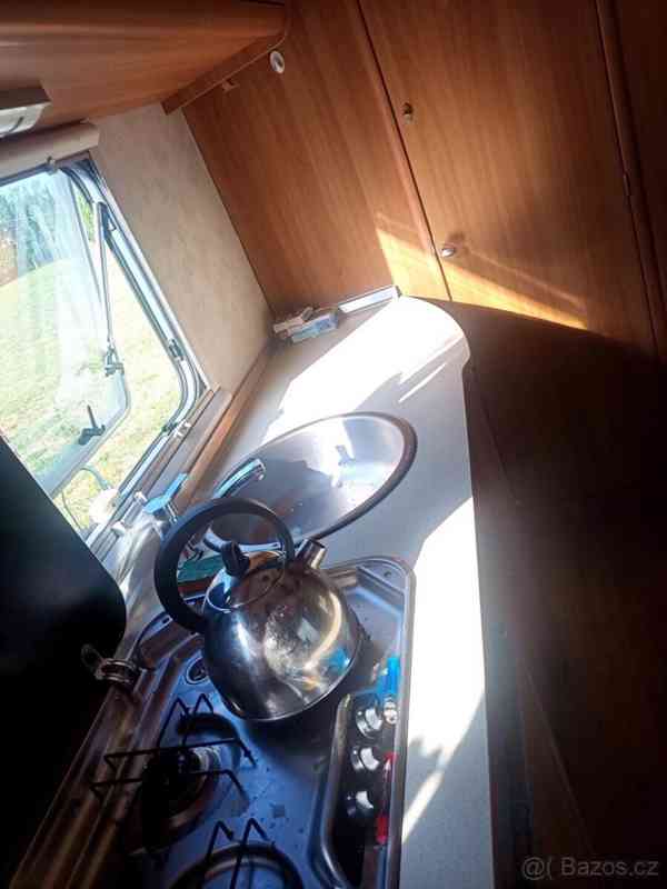 Fiat Ducato (6 míst na jízdu i spaní) - foto 14