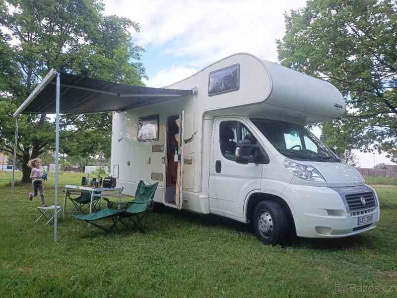 Fiat Ducato (6 míst na jízdu i spaní) - foto 11