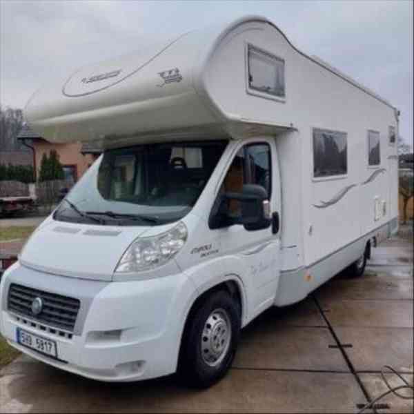 Fiat Ducato (6 míst na jízdu i spaní) - foto 2