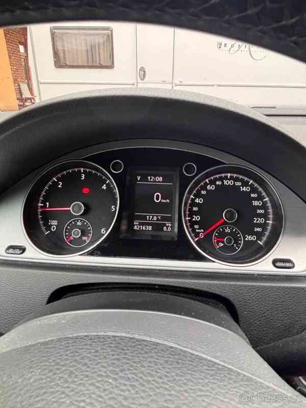 Volkswagen Passat 2,0 - foto 4