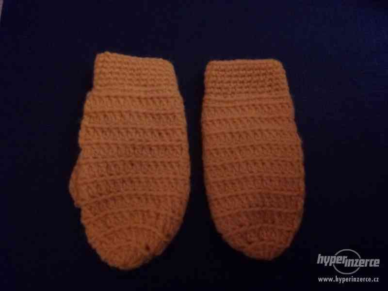 Nové háčkované rukavičky skladem - foto 2