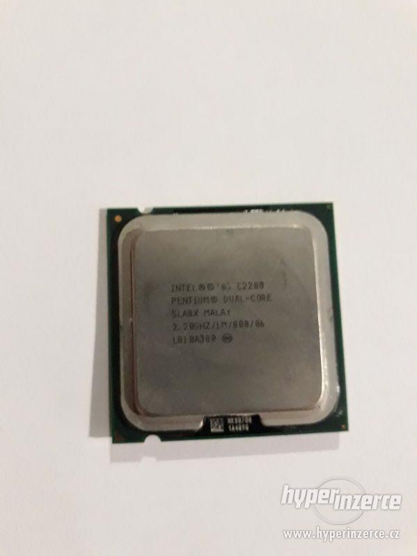Intel Pentium E2200 - foto 1