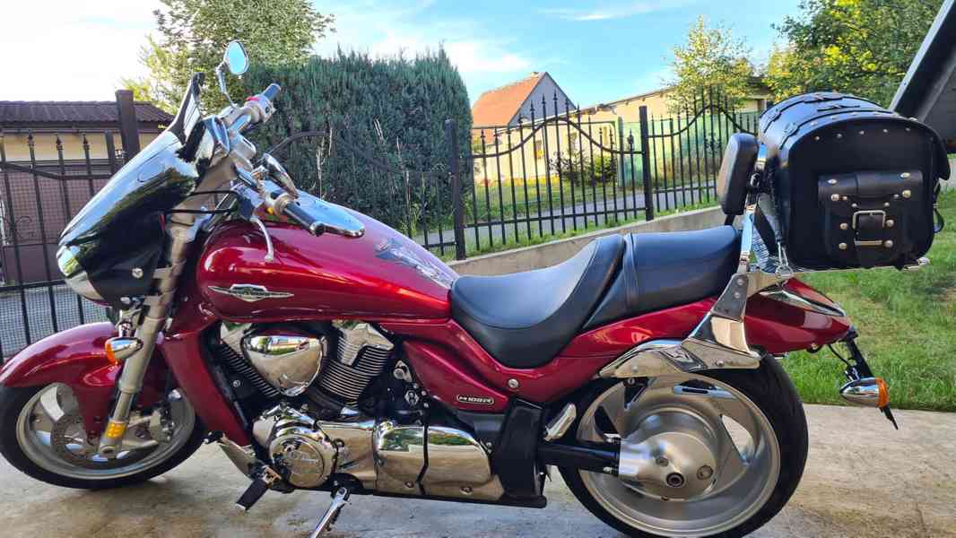 Suzuki Intruder M1800 R (verze Boulevard-US) - foto 8