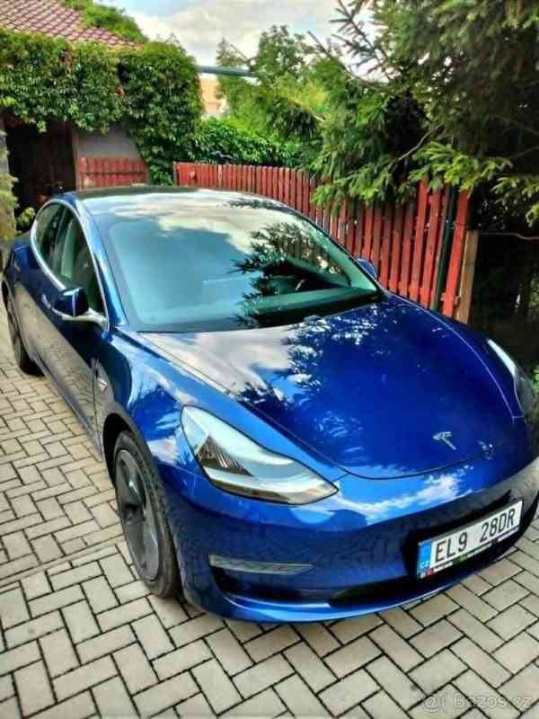 Tesla Model 3 - foto 1