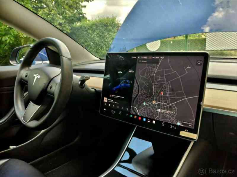 Tesla Model 3 - foto 5